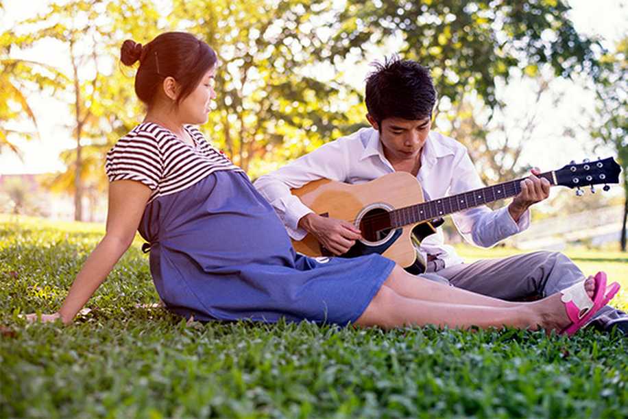 Anne Karnındaki Bebeğe Müzik Dinletmenin Bebek Üzerindeki 12 Olumlu Etkisi