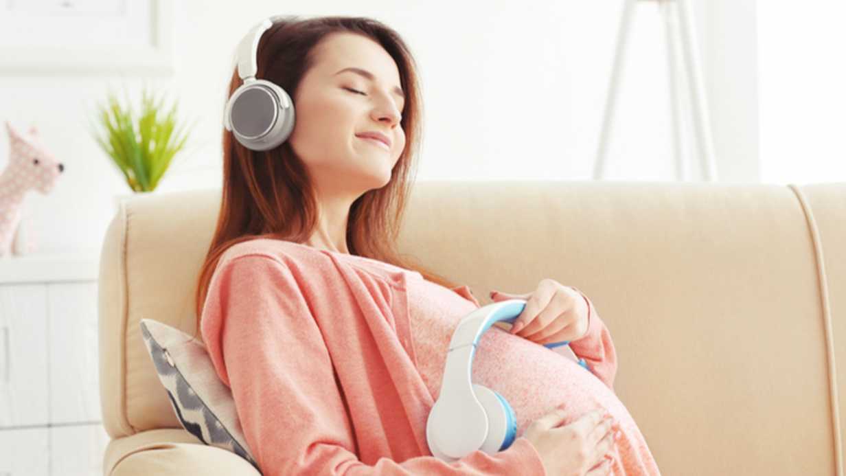 Anne Karnındaki Bebeğe Müzik Dinletmenin Bebek Üzerindeki 12 Olumlu Etkisi