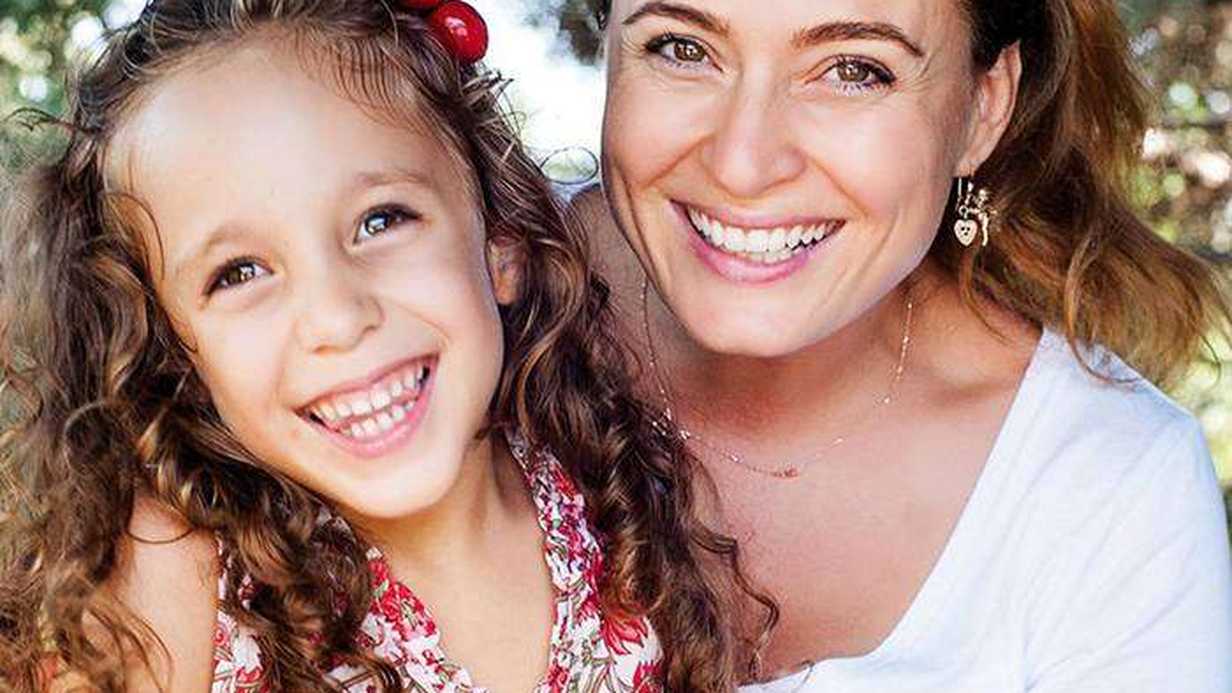 Ceyda Düvenci'nin Bebeğinin Cinsiyeti Belli Oldu!