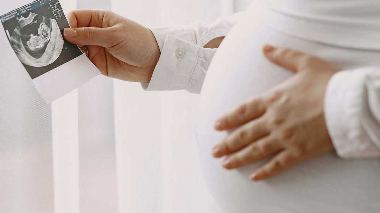 Kalp Şeklinde Rahim (Arkuat Uterus) Nedir? Gebeliğe Engel mi? Kalp Şeklinde Rahim (Arkuat Uterus) Nedir? Gebeliğe Engel mi?