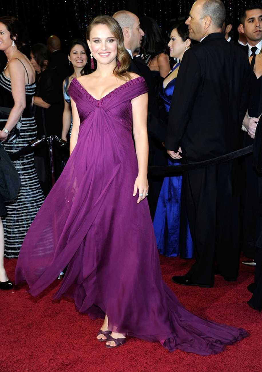 Natalie Portman Bebek Doğduktan Sonra Ortalıklarda Görünmedi