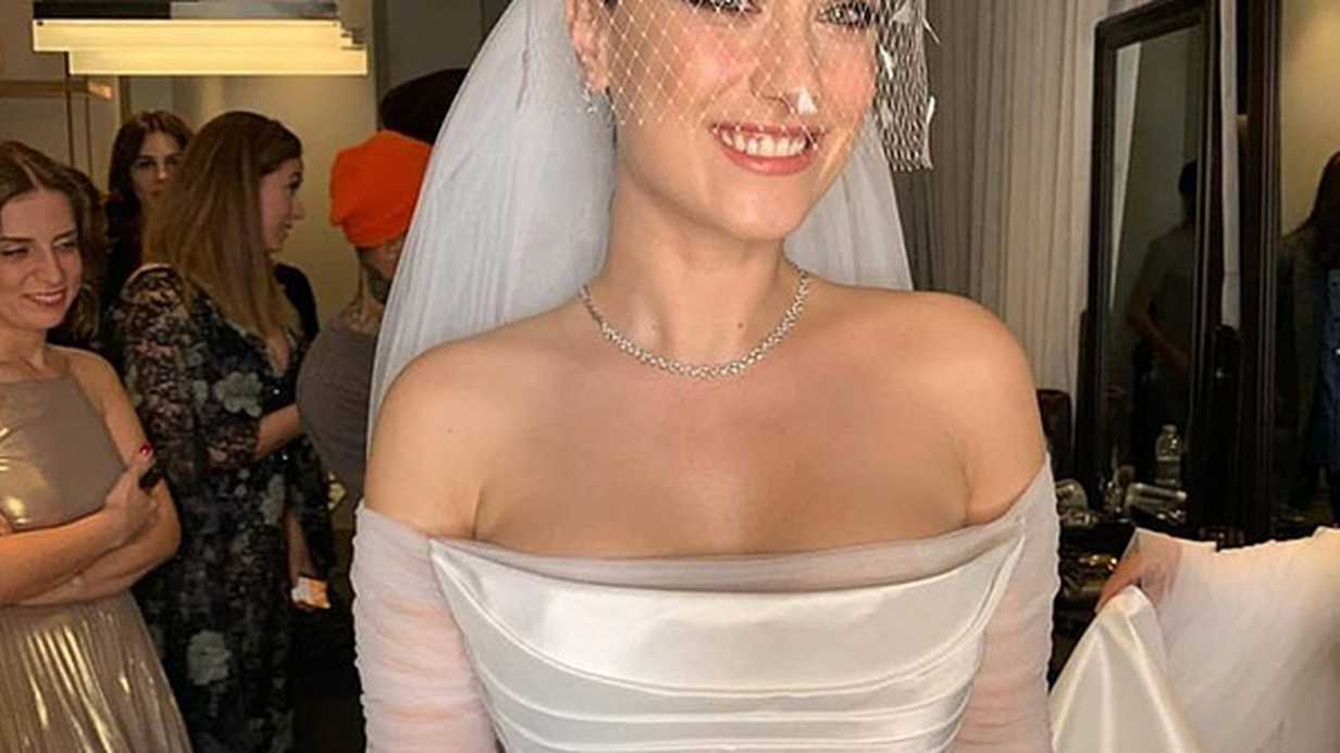 8 Aylık Hamile Hazal Kaya Son Haliyle Büyüledi!
