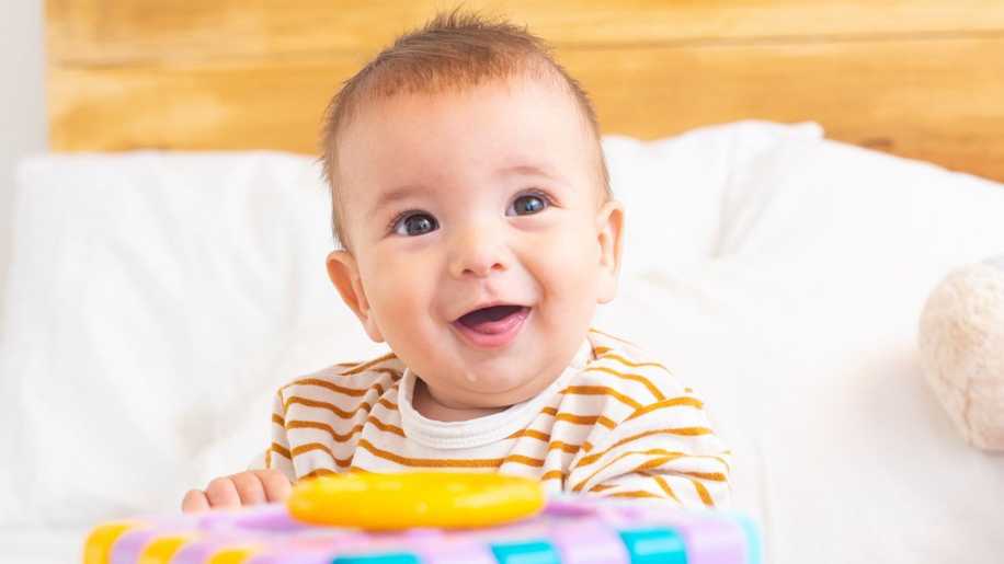 6 Aylık Bebek Gelişimi: Boyu, Kilosu ve Baş Çevresi