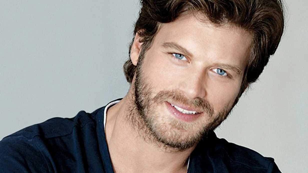 Kıvanç Tatlıtuğ'un Bebek Açıklaması Yanlış Anlaşıldı