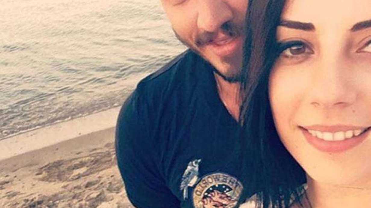 Nur Erkoç Bebeğin Cinsiyetini Öğrendi
