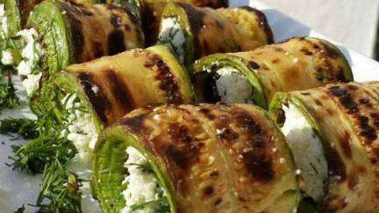 Zeytinli Peynirli Izgara Kabak Rulo