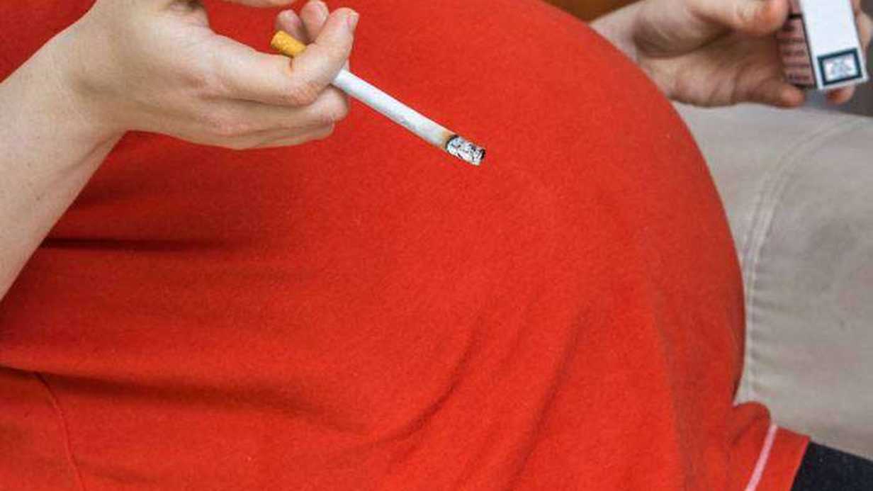 Gebelikte Sigara İçmenin Bebeğe 10 Zararı